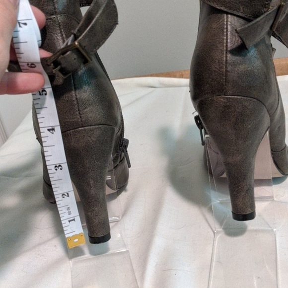 Madden Girl booties - Picture 4 of 8